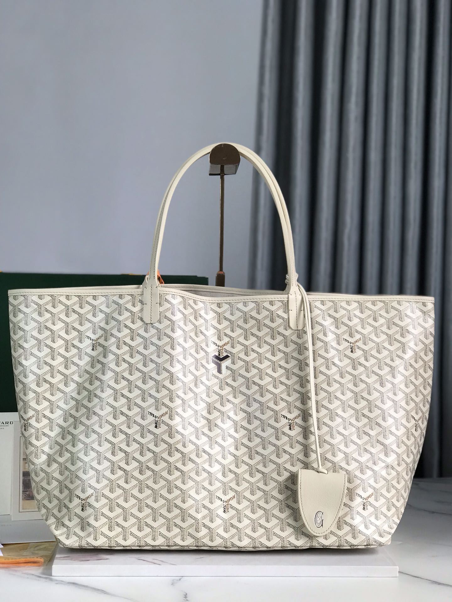 Goyard Shopping Bags